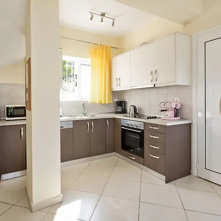 Anamari Eos Agios Stefanos Kassiopi